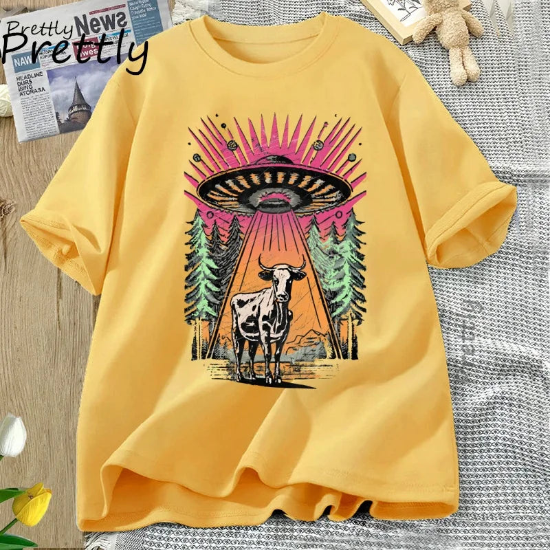 UFO Cow Abduction — Vintage Retro Alien Y2K Streetwear Graphic Tee - Neon Districts