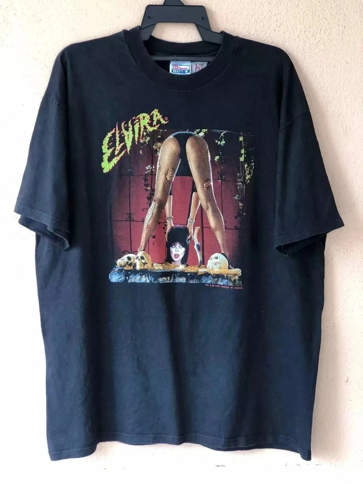 Elvira Mistress of The Darkness T-shirt - Color 24