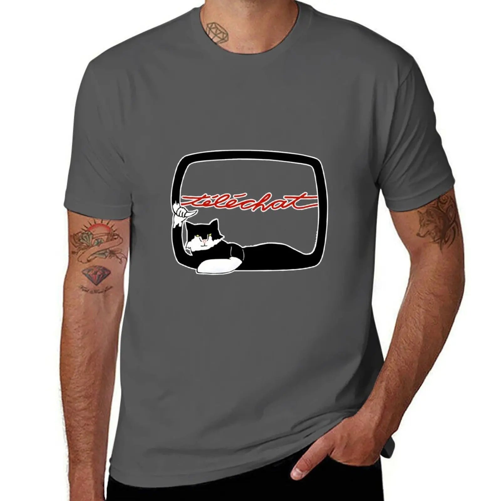 Téléchat — Y'a Qu'une Télé Streetwear Tee